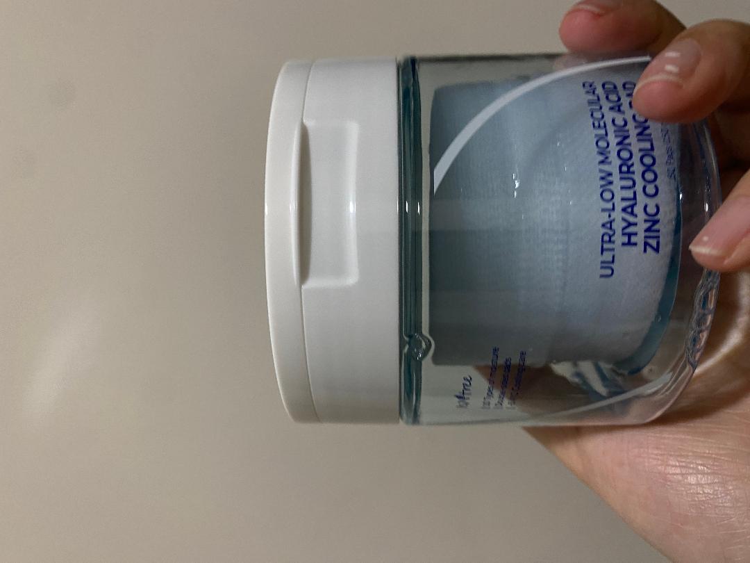 I Had to Use It Twice to Get It - Isntree Ultra-Low Molecular Hyaluronic Acid Zinc Cooling Pad